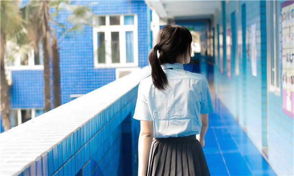 老新镇如何找到一个可以帮助我生孩子的女人？